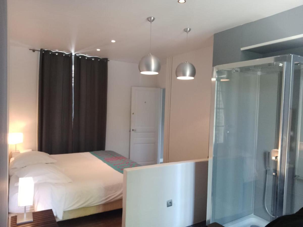 Le Manoir De Villefermoy Les Ecrennes Экстерьер фото