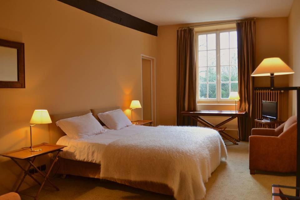 Le Manoir De Villefermoy Les Ecrennes Экстерьер фото